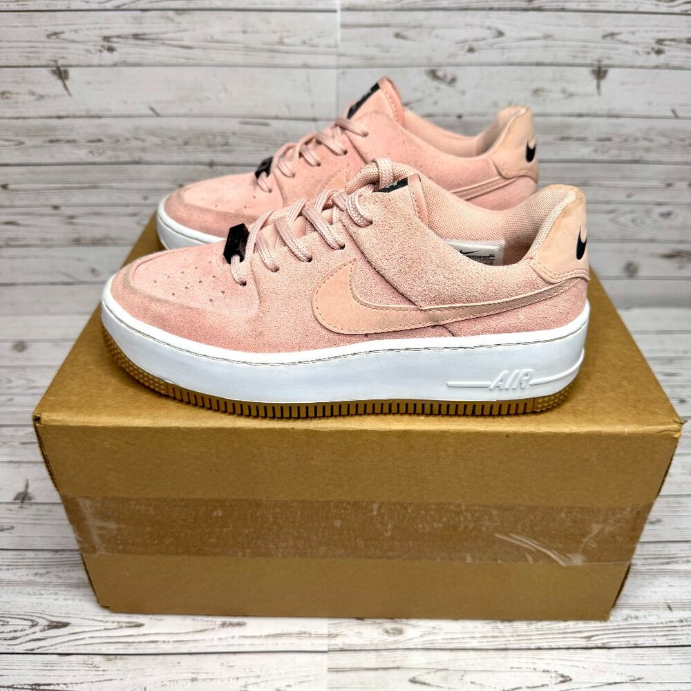 Nike WMNS Air Force Sage 1 Low 'Coral Stardust | Size 5W